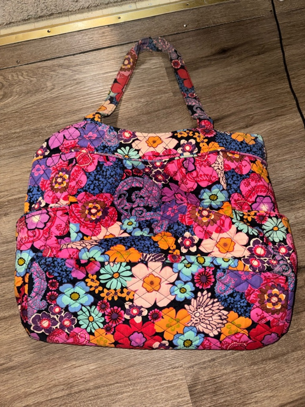 Vera Bradley Tote Bag Vibrant Retired Floral Fiesta Pattern Quilted Shoulder Bag